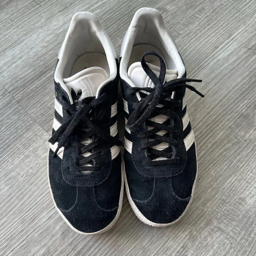 adidas classic gazelle